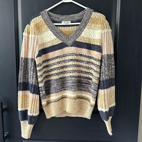 ANOTHER LOVE CLOTHING Raelynn Bell Sleeve Sweater Blue Tan Cream Size Medium - Picture 2 of 7